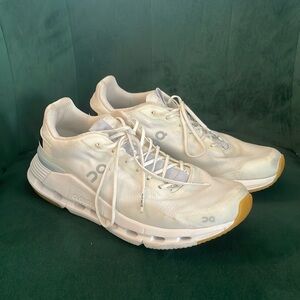 ON cloudnova form sneakers